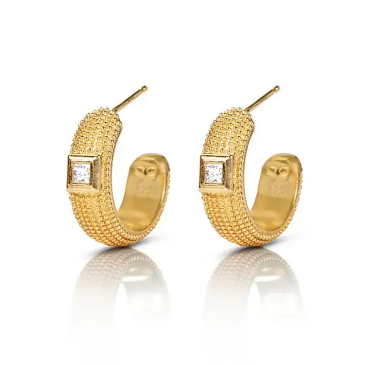 925SUNEERA Nala Hoops Textured 14K Yellow Gold w Bezeled Princess Diamond 15mm