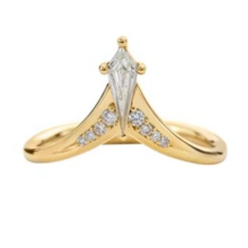 Artemer Kite Diamond Wedding Ring with Brilliant Diamond Detailing