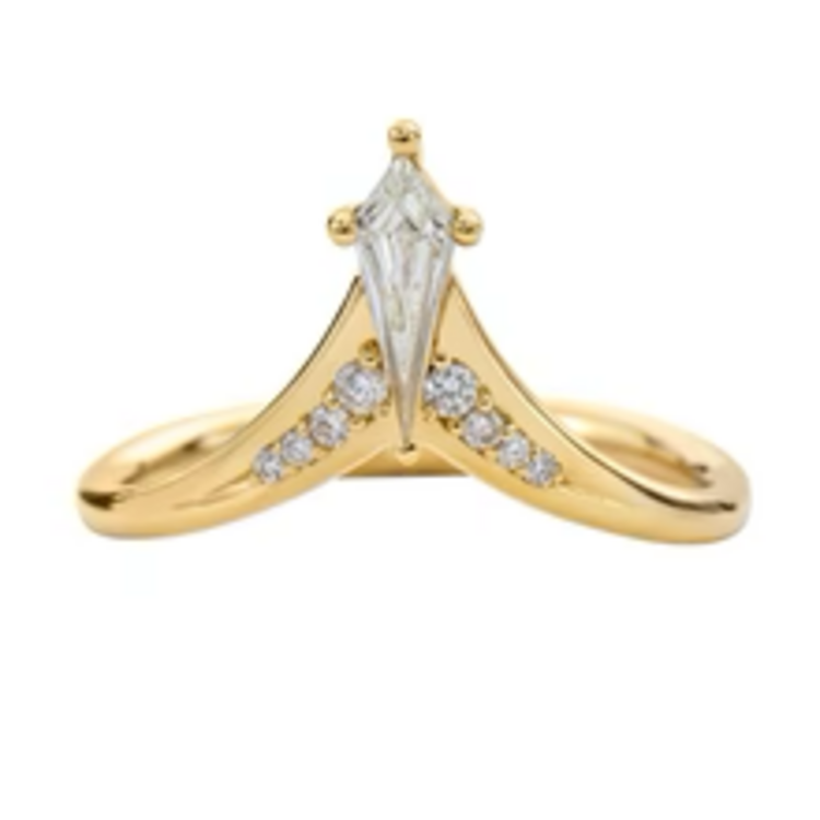 Artemer Kite Diamond Wedding Ring with Brilliant Diamond Detailing