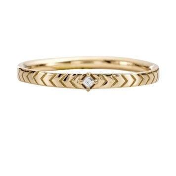 Artemer Engraved Geometric Wedding Ring with a Carre Diamond
