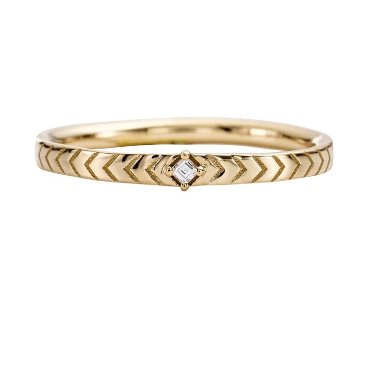 Artemer Engraved Geometric Wedding Ring with a Carre Diamond