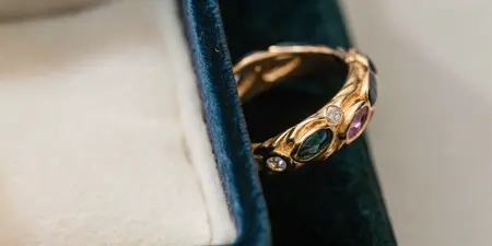 Alternative Engagement Rings Denver: The Cast-Not-Set Art of Polly Wales