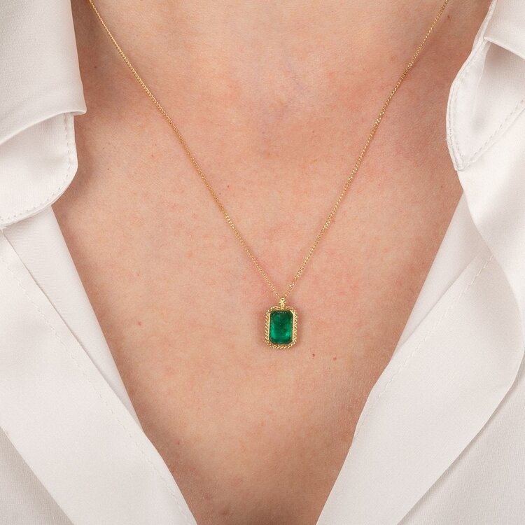Amali One-of-a-Kind 1.58 cts Emerald Necklace
