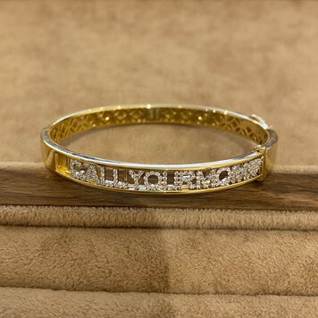 Demeglio Iconic Motion Bracelet in Yellow Gold and White Diamonds "Call Your Mom"