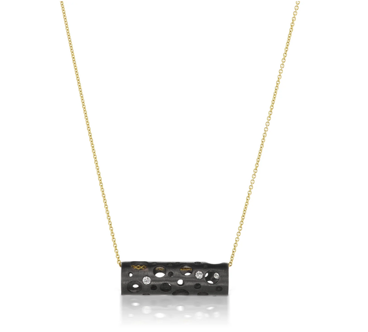 Dana Bronfman Matte Fun Size Holly Pendant