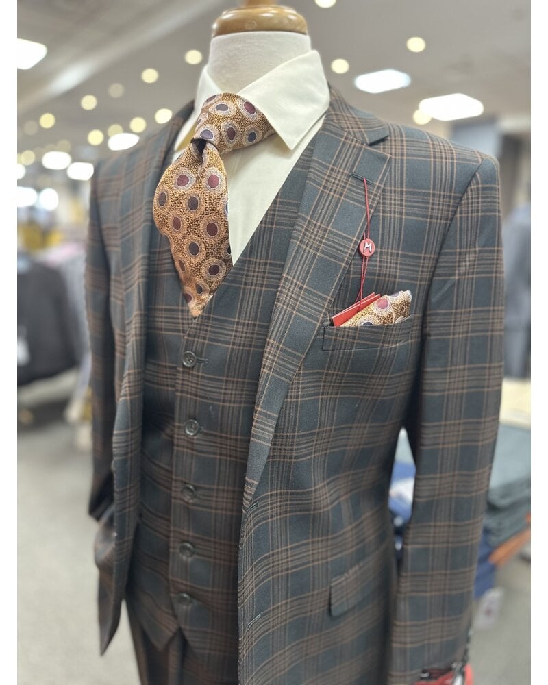 Mazari Mazari Vested Plaid Suit