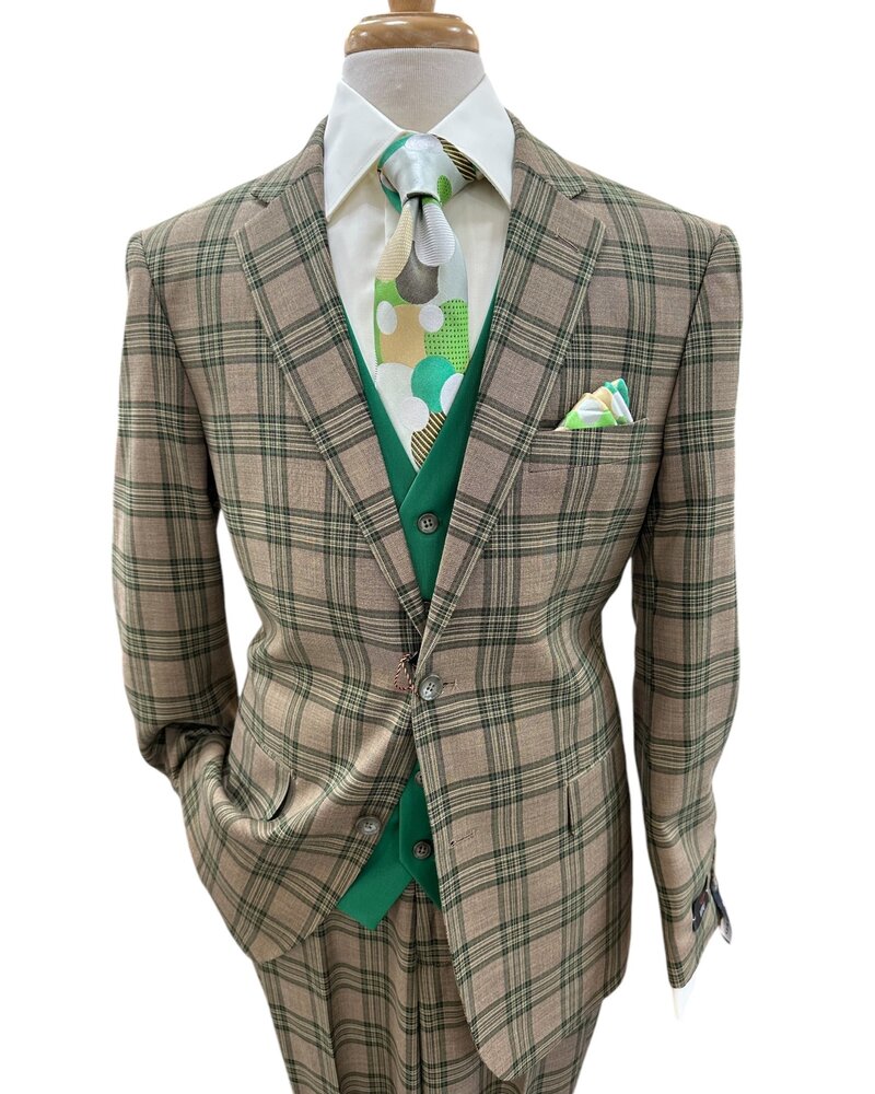 Vitali Vitali 2B Plaid Suit W/Solid Vest
