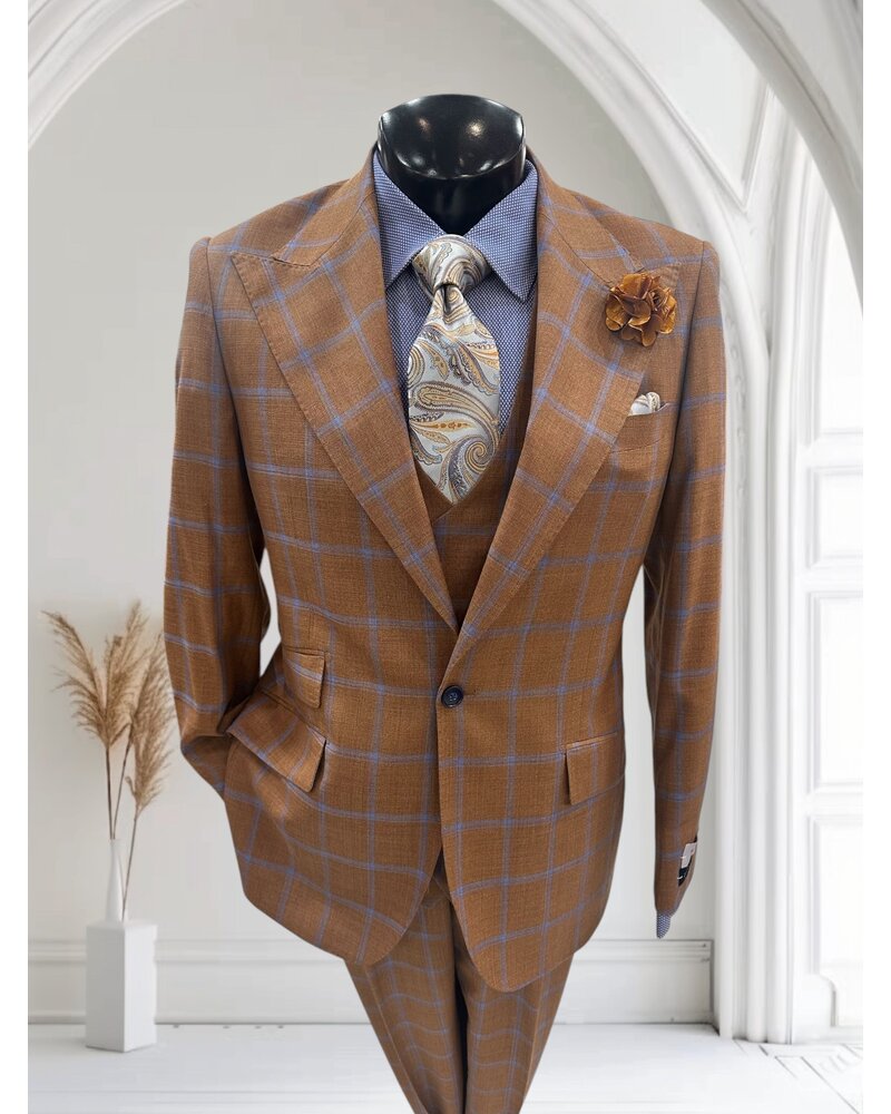 Tiglio Tiglio Window Pane Gaberdine Vested Suit (Orvietto)