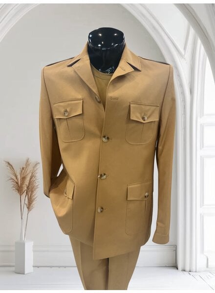 Leonardo Safari Suit Slim Fit