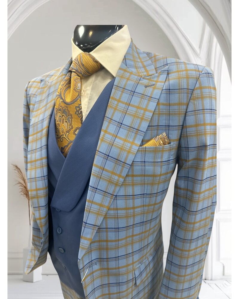 Saboo 1B Plaid Suit W/Solid Vest