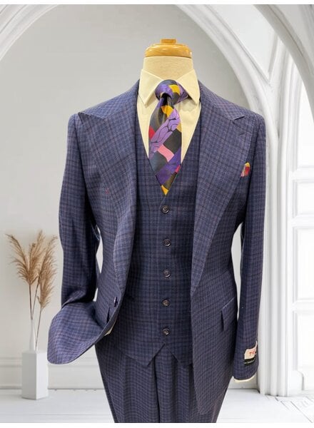 Tiglio Tiglio Wide Lapel Check Vested Suit