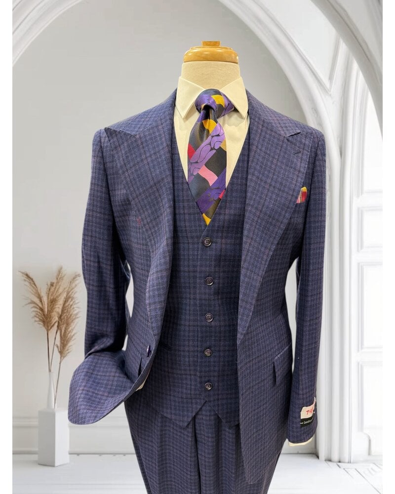 Tiglio Tiglio Wide Lapel Check Vested Suit