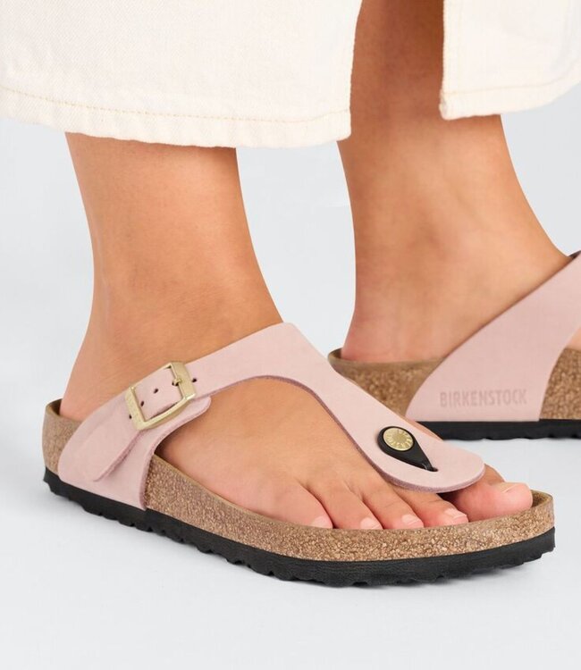 BIRKENSTOCK Birkenstock - GIZEH NUBUCK - Soft Pink - 1026518