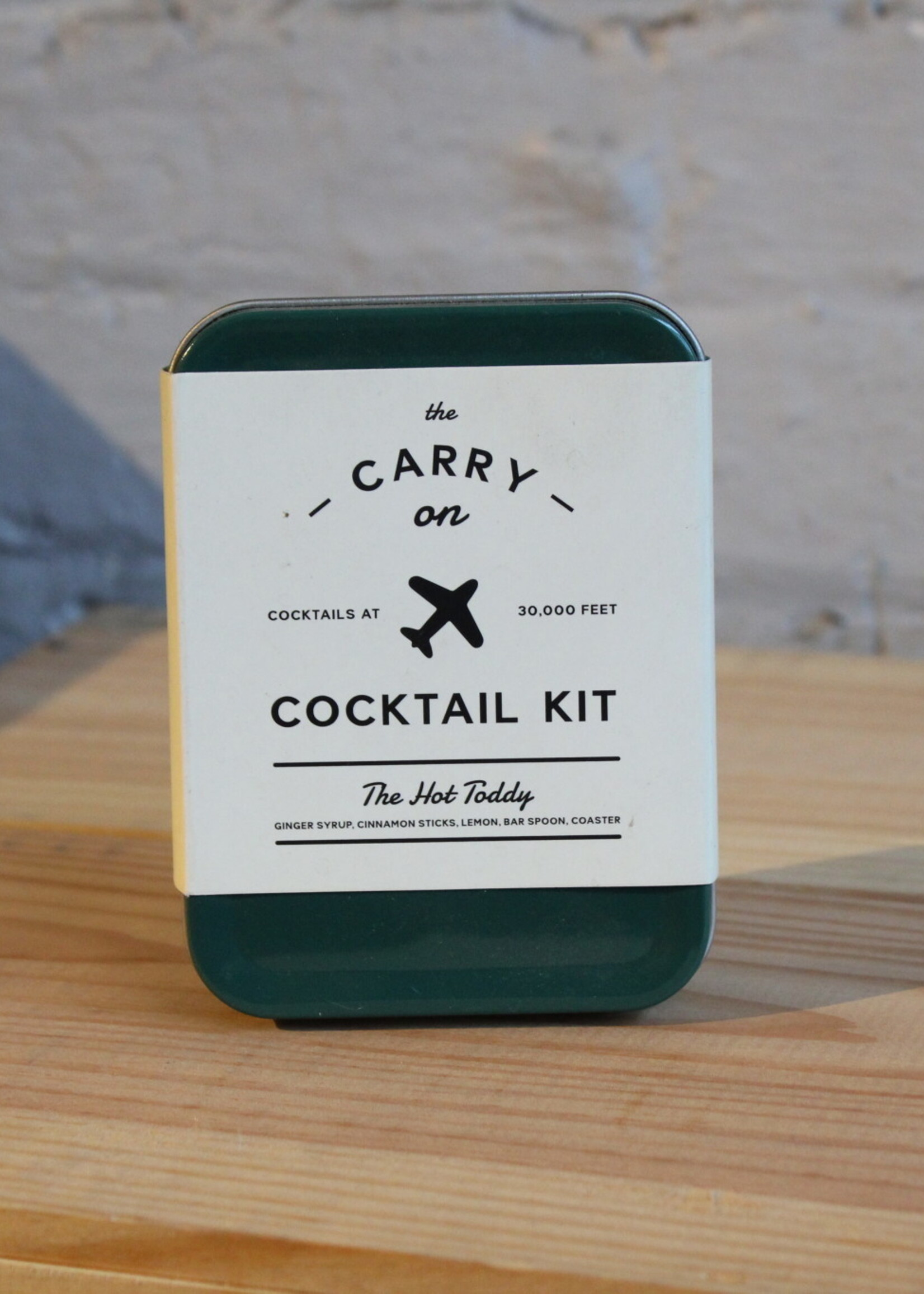 Accessory The Hot Toddy Carry-On Cocktail Kit