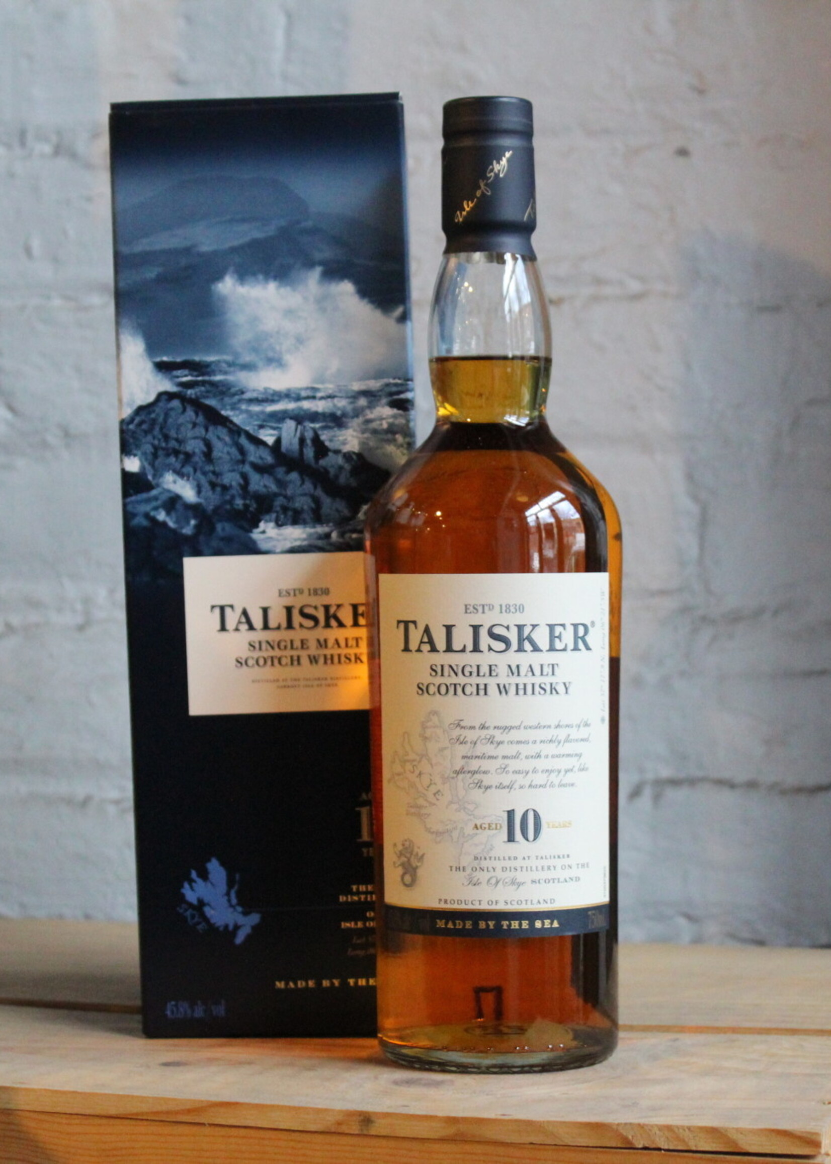 Talisker 10yr Single Malt Scotch Whisky - Isle of Skye, Scotland (750ml)