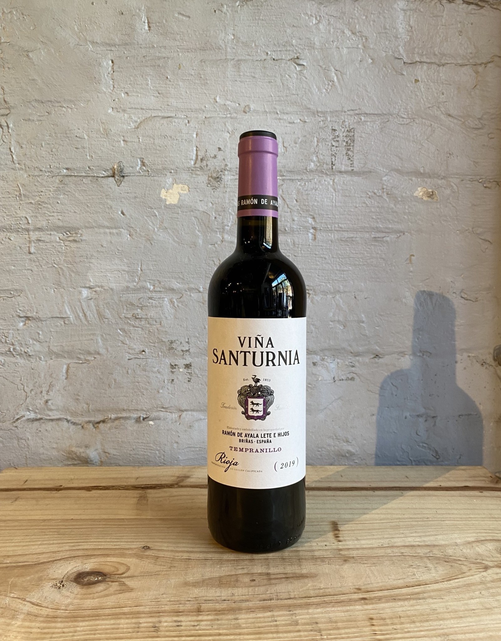 Wine 2019 Viña Santurnia Tempranillo - Rioja, Spain (750ml)