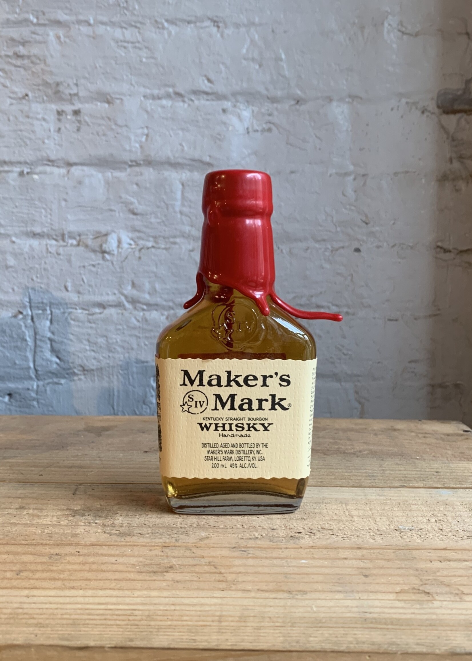 Maker's Mark Straight Bourbon Whisky - Loretto, KY (200ml)