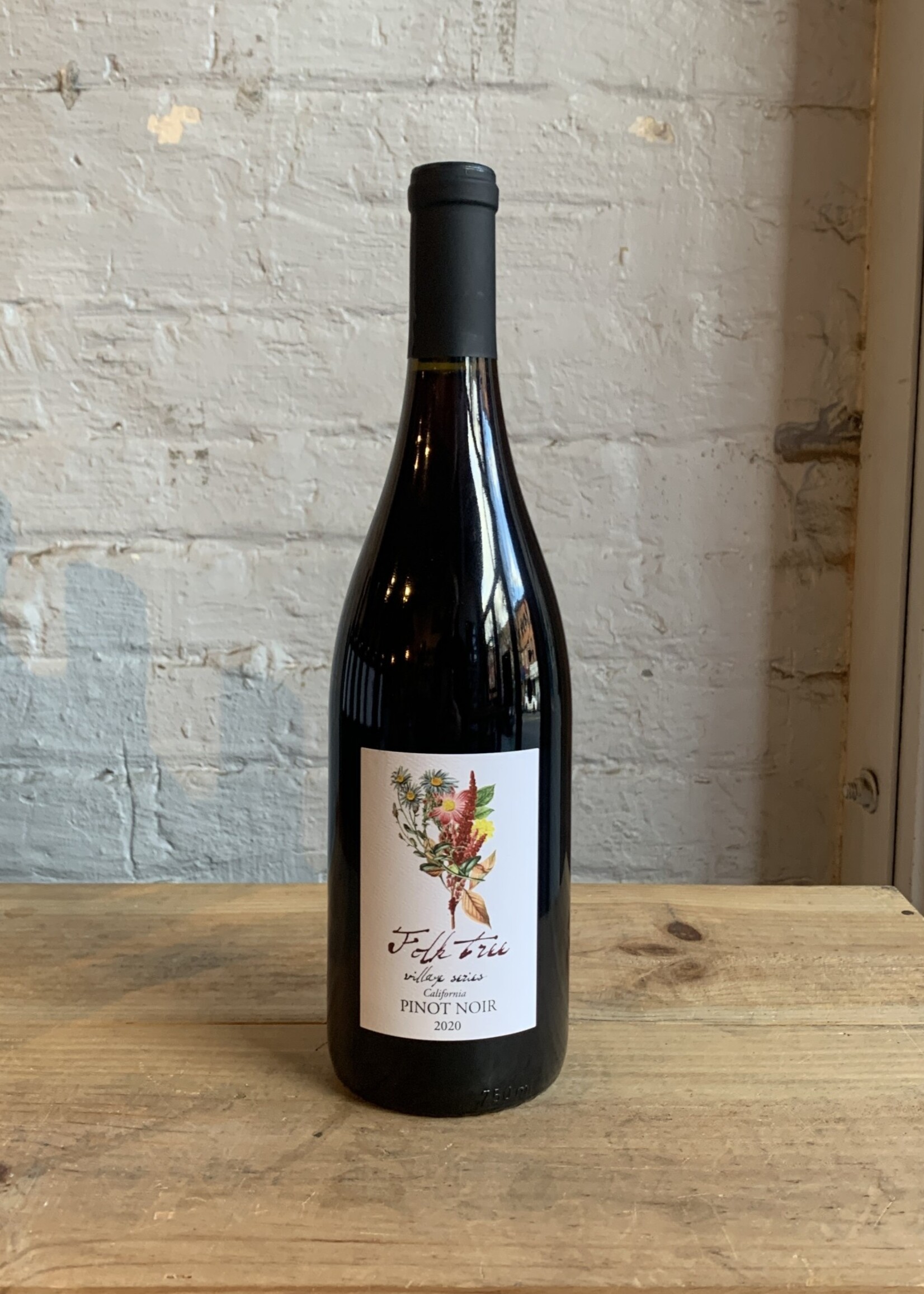 Wine 2020 Folk Tree Village Series Pinot Noir - CA (750ml)