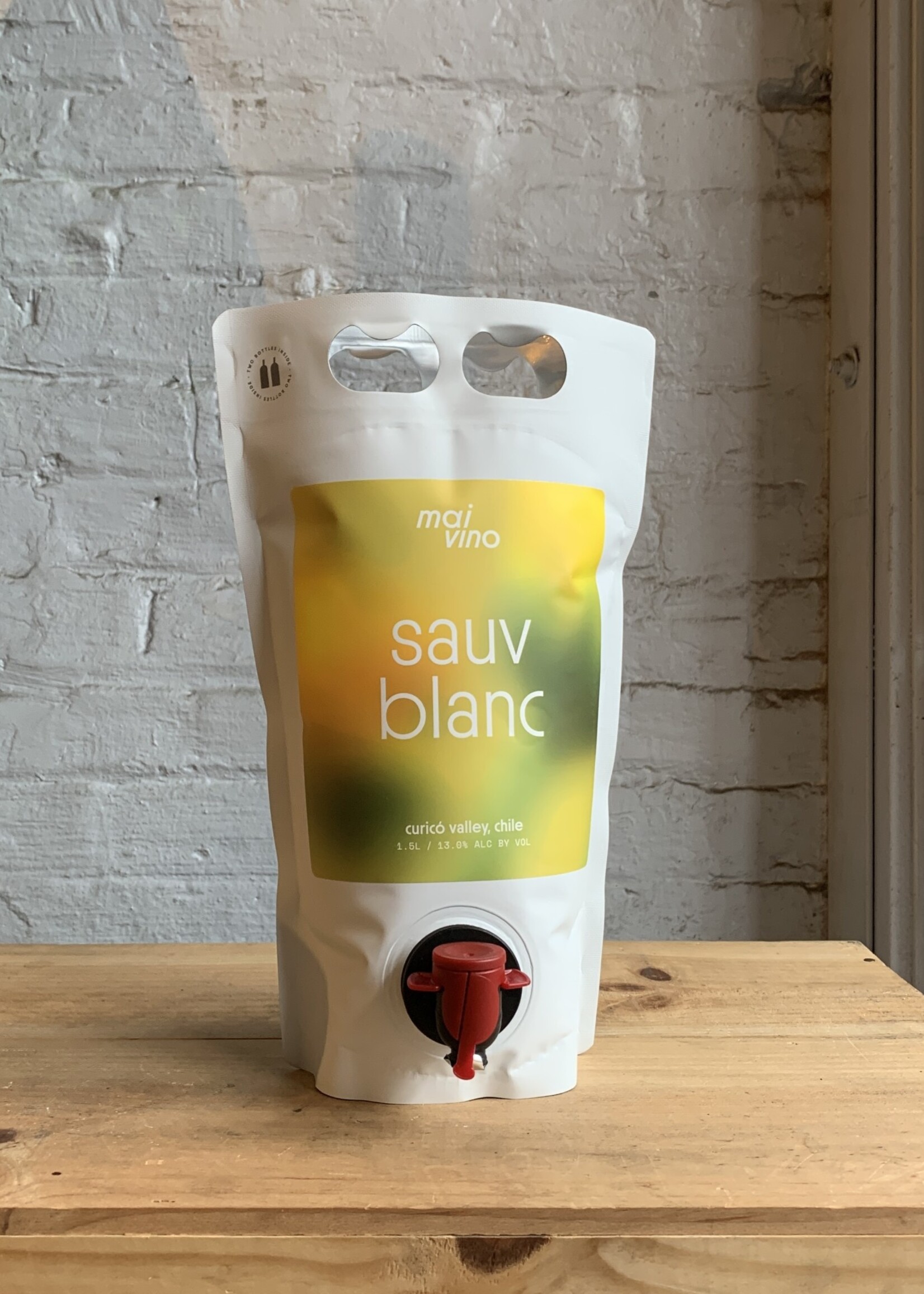 Wine NV Maivino Sauvignon Blanc - Curicó Valley, Chile (1.5L Bag)