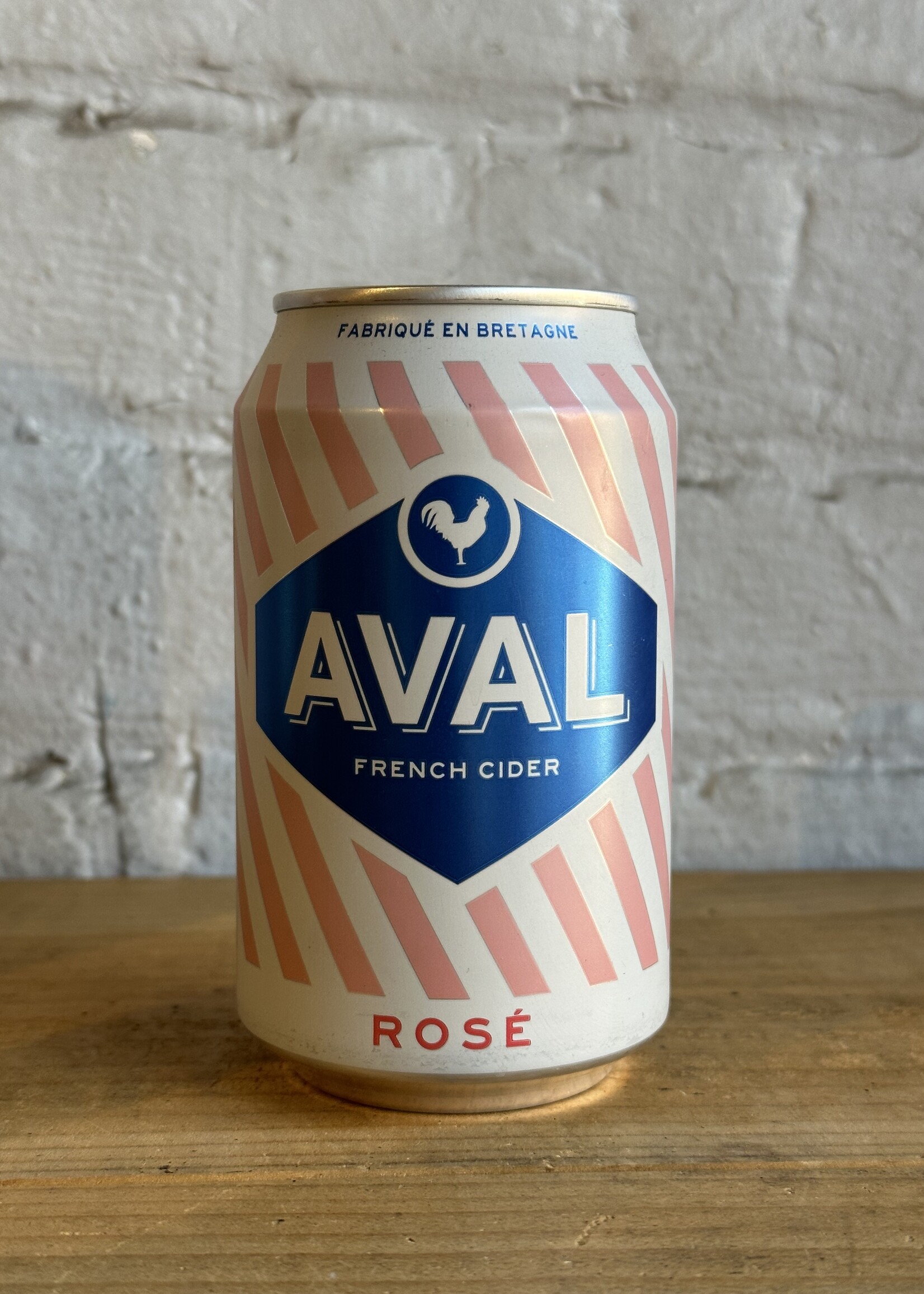 Wine Aval Rose Artisanal Cider - Brittany, France (330ml can)