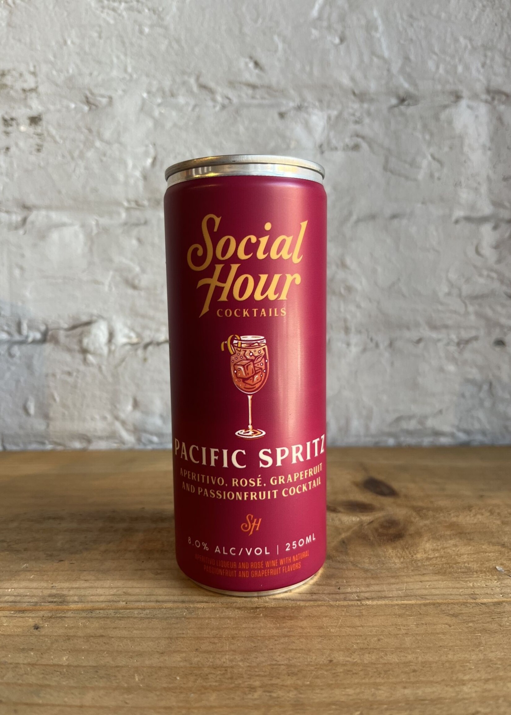 Social Hour Pacific Spritz - Brooklyn, NY (250ml)