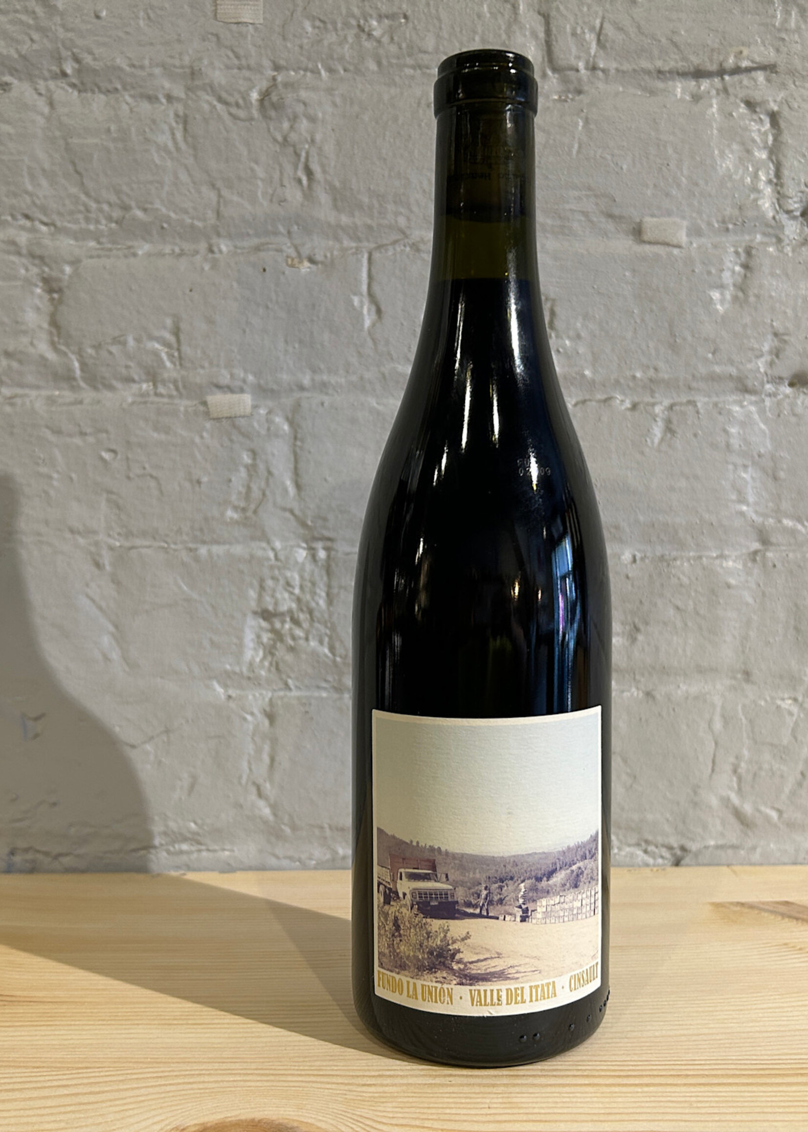 Wine 2021 Roberto Henriquez Fundo La Unión - Itata Valley, Chile (750ml)
