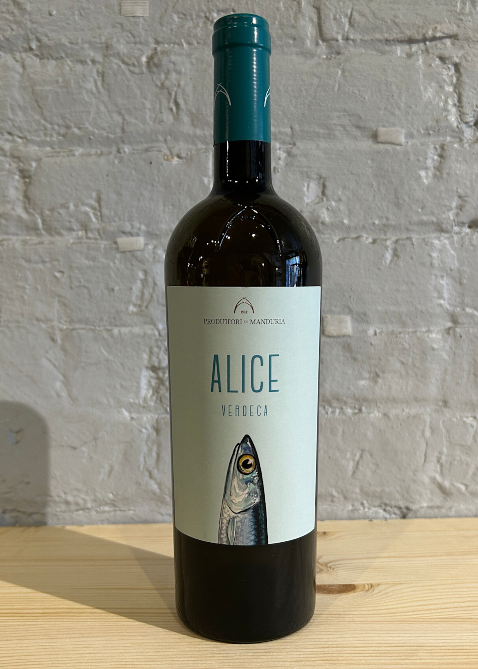 Wine 2023 Produttori Vini Manduria Salento Verdeca Alice - Puglia, Italy (750ml)