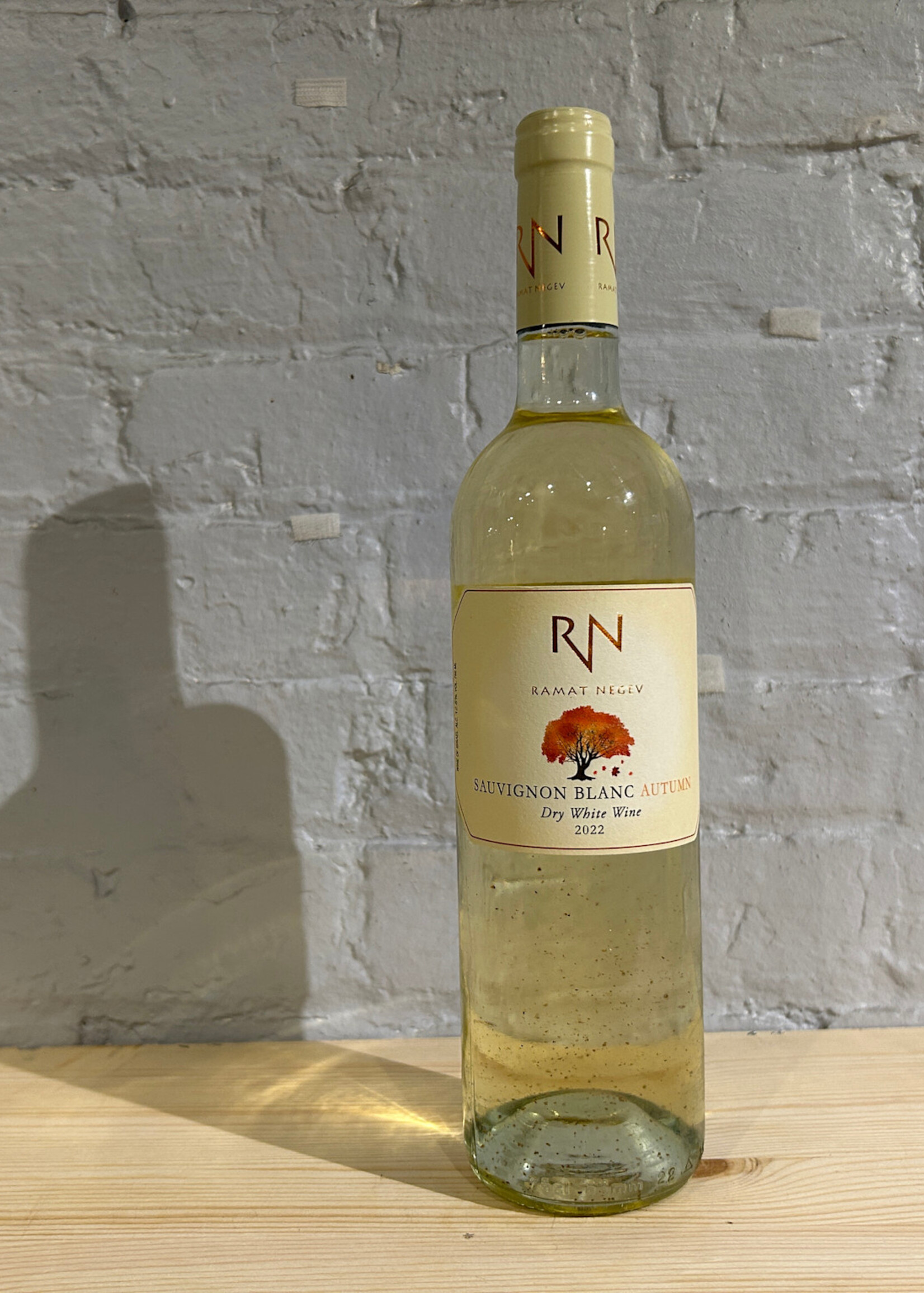 Wine 2022 Ramat Negev Autumn Sauvignon Blanc - Negev, Israel (750ml)
