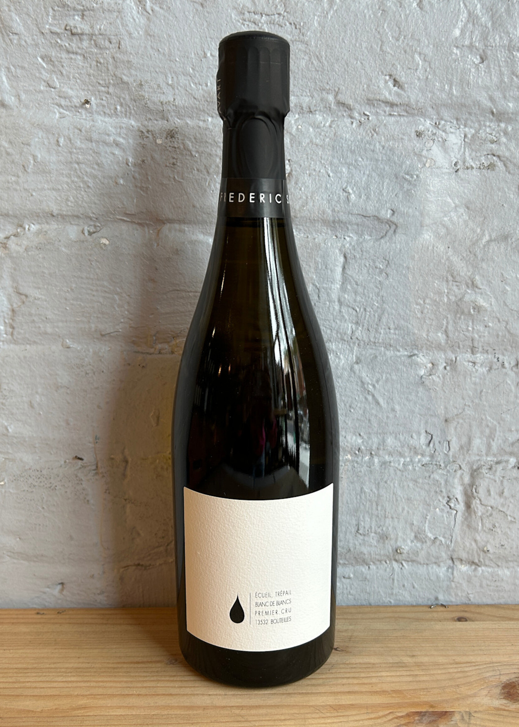 Wine NV Champagne Savart Blanc de Blancs 1er Cru Ecueil Trepail - Champagne, France (750ml)