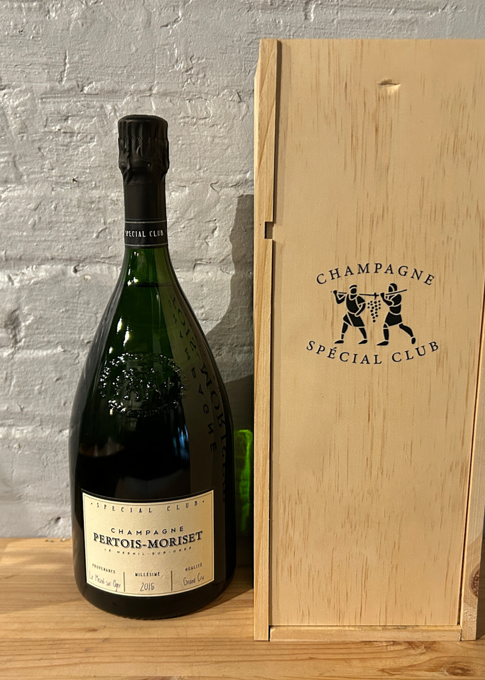 Wine 2016 Pertois-Moriset Special Club Extra Brut Grand Cru Blanc de Blancs - Le Mesnil sur Oger, Champagne, France (1.5L)