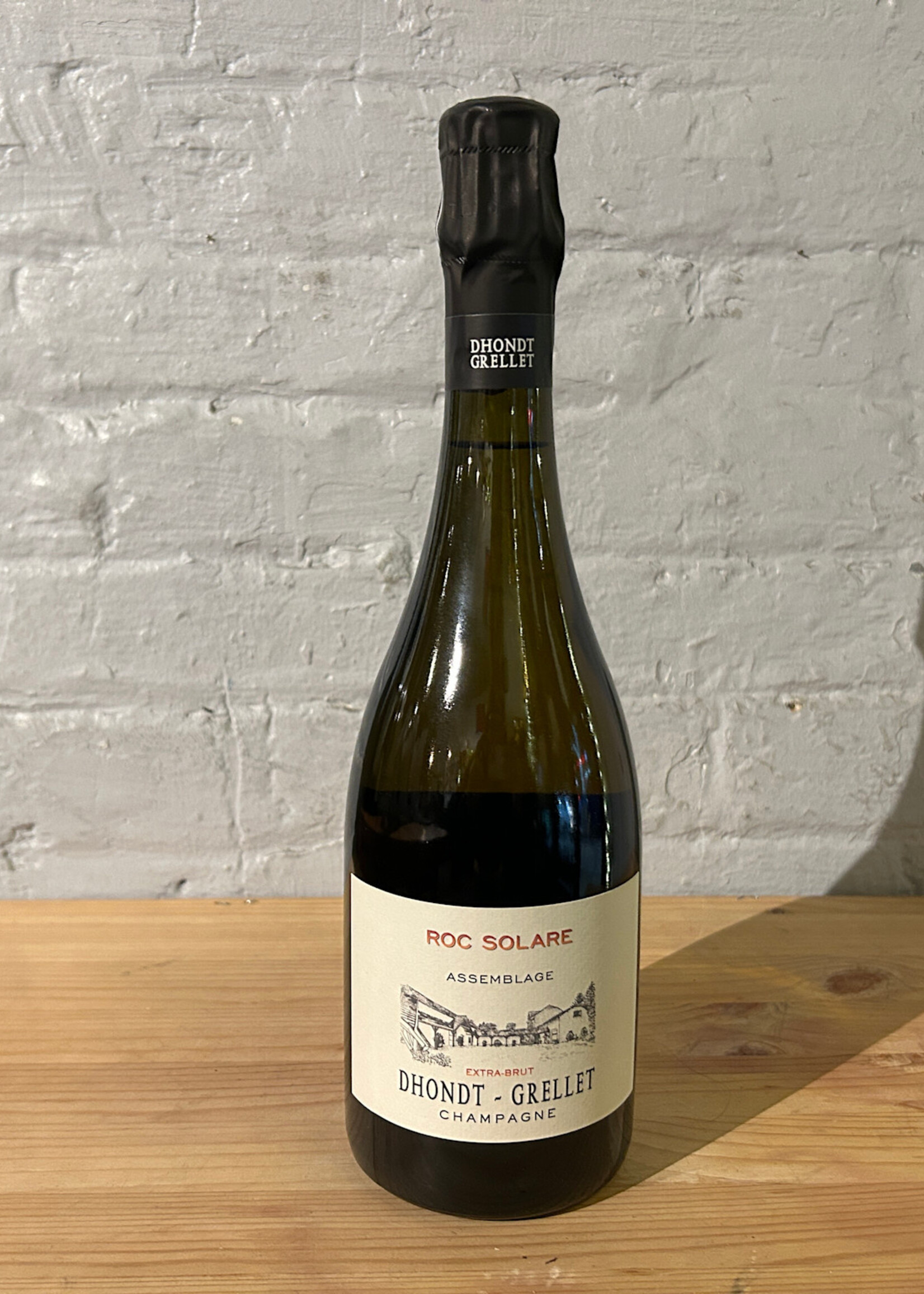 Wine NV Dhondt-Grellet Roc Solare Assemblage Extra Brut - Coteaux du Sezannais, Champagne, France (750ml)