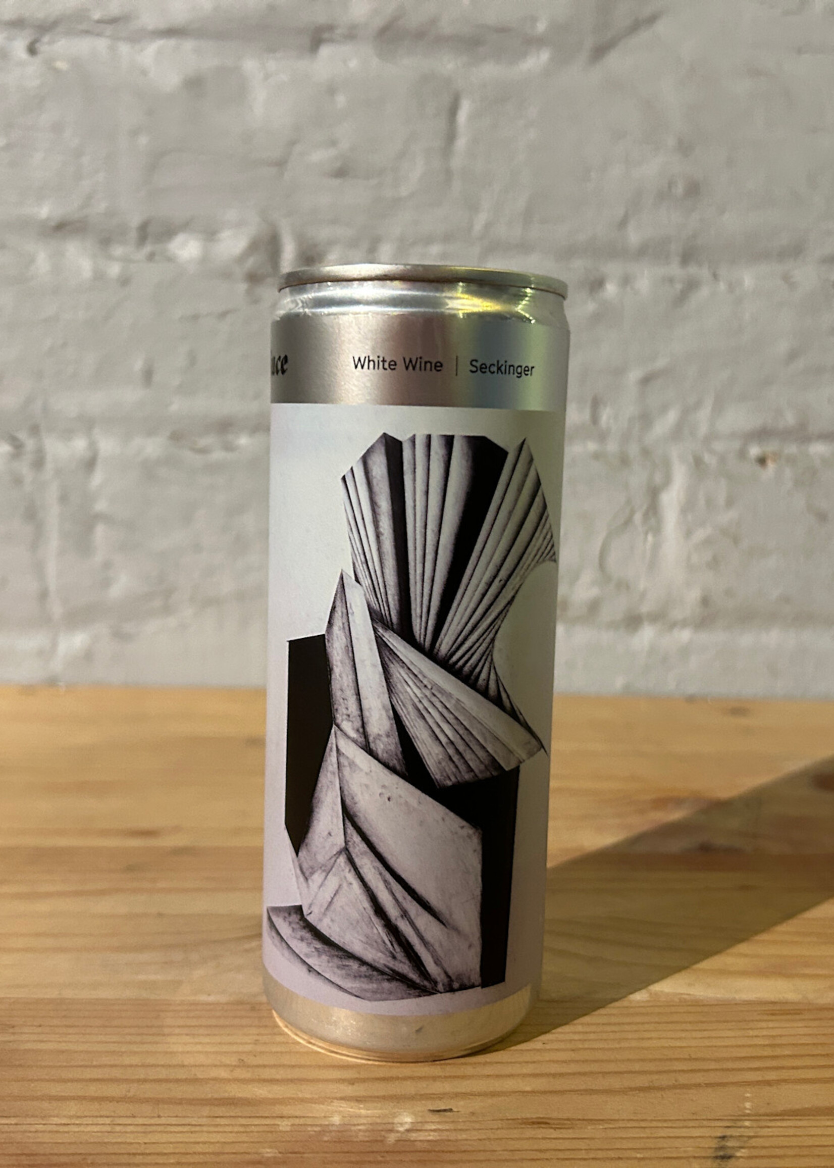 Wine NV Djuce Seckinger Vice - Pfalz, Germany (250ml)