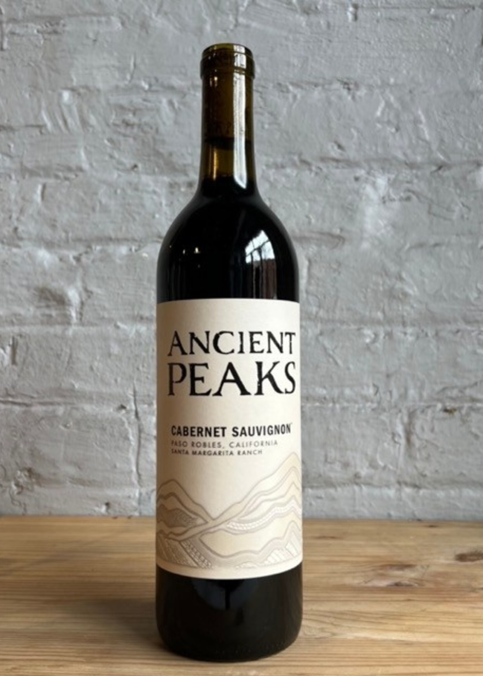 Wine 2022 Ancient Peaks Cabernet Sauvignon - Paso Robles, CA (750ml)