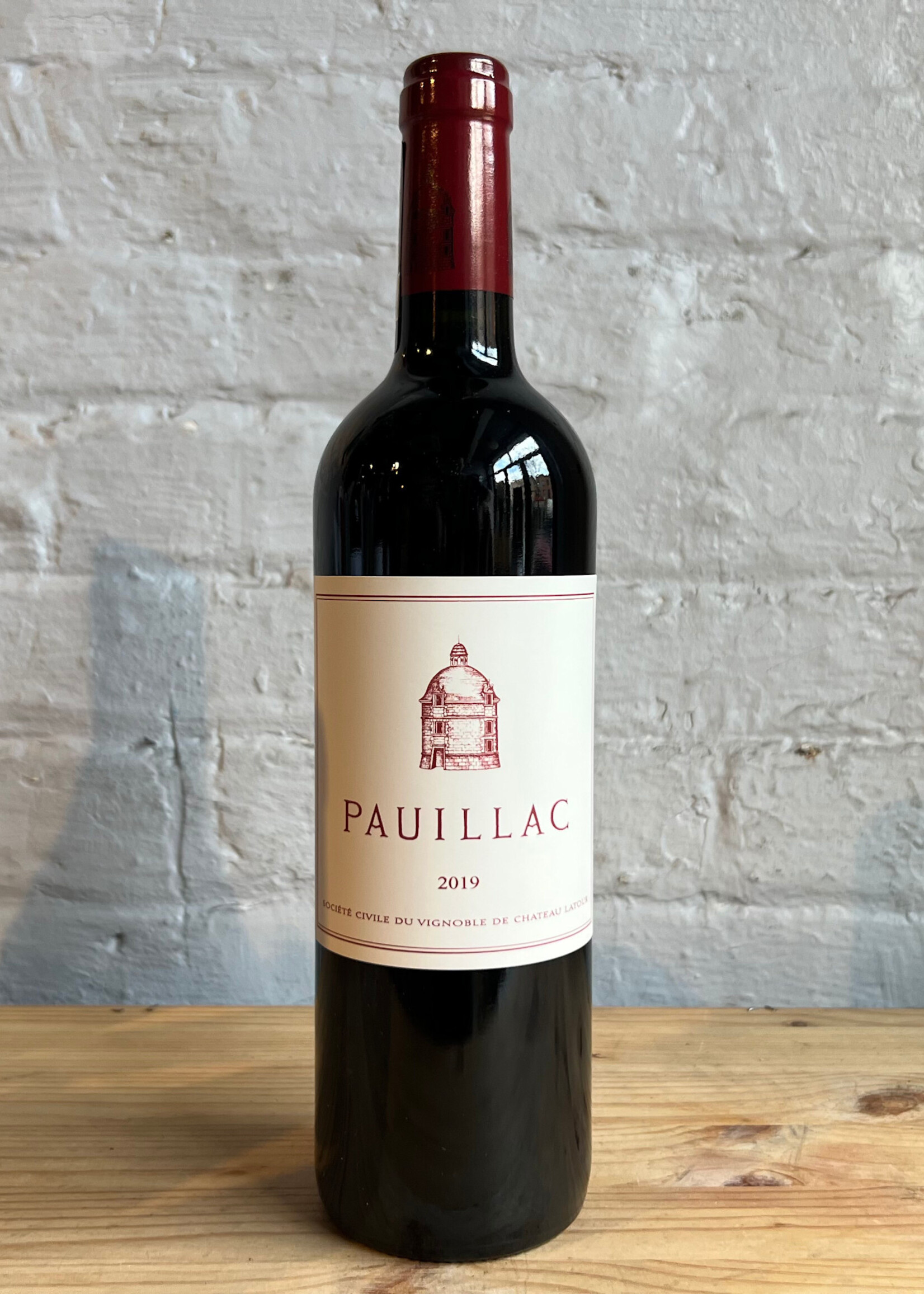 Wine 2019 Pauillac de Chateau Latour - Bordeaux, France (750ml)