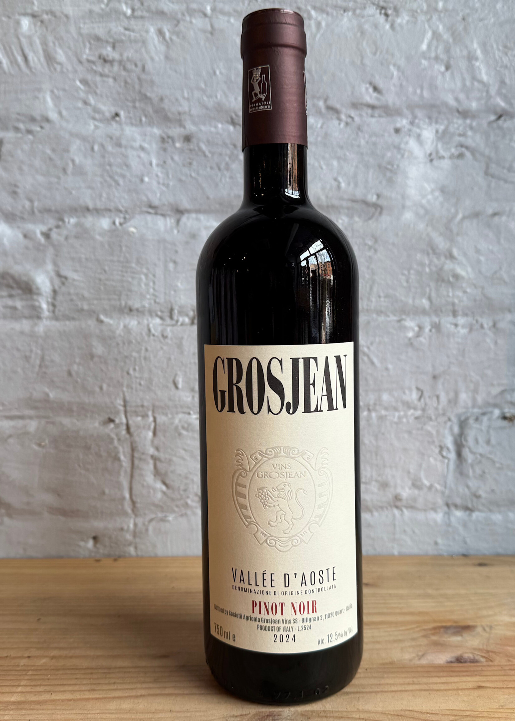 Wine 2024 Grosjean Pinot Noir - Vallee D'Aoste, Italy (750ml)