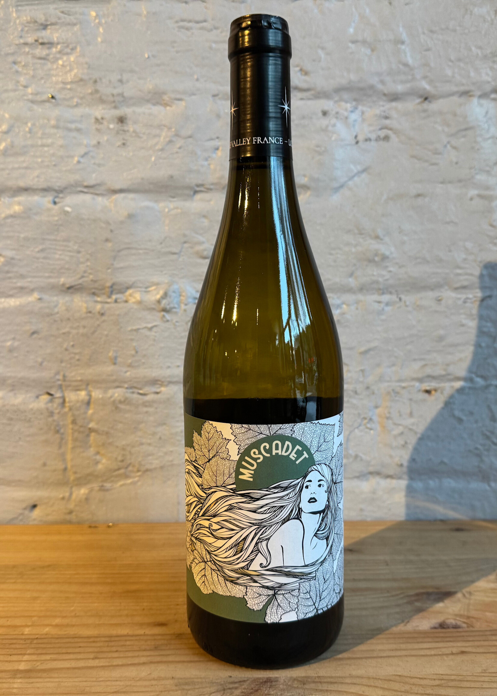 Wine 2025 Catherine Boulanger La Muse Muscadet de Sevres et Main - Loire Valley, France (750ml)