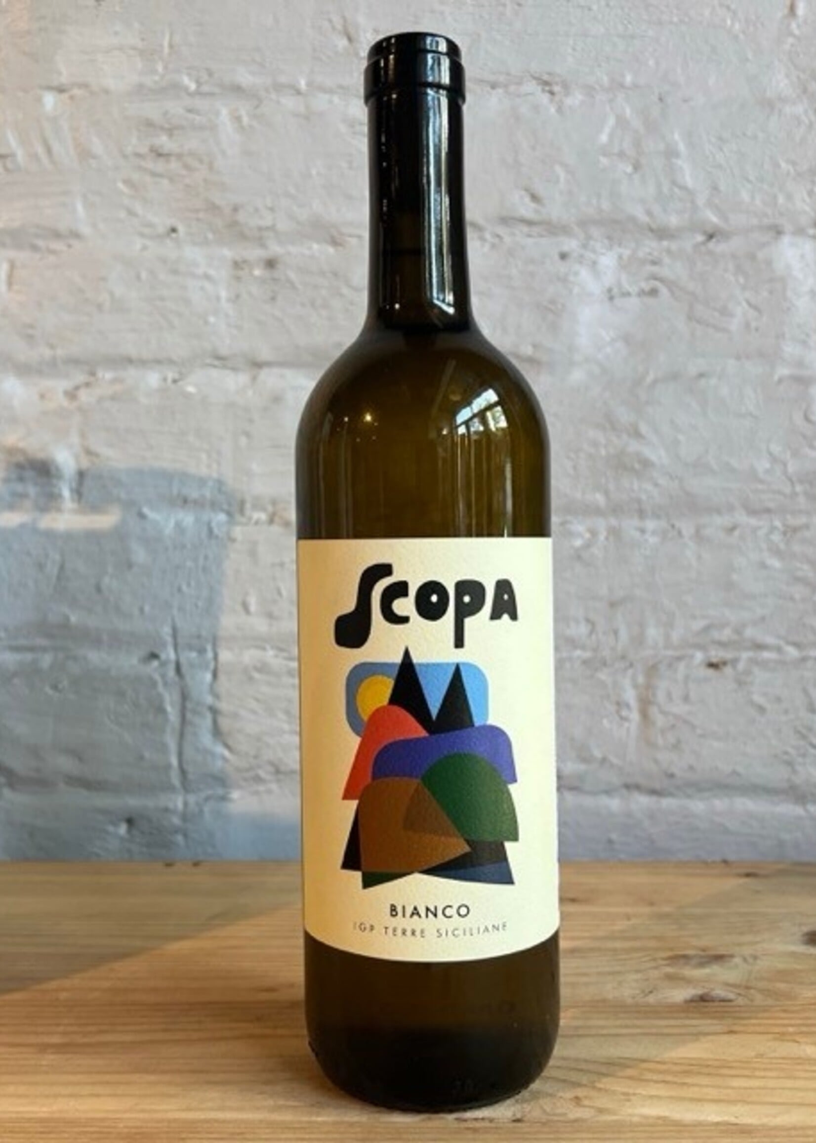 Wine 2025 Scopa Vino Bianco - Sicily, Italy (750ml)