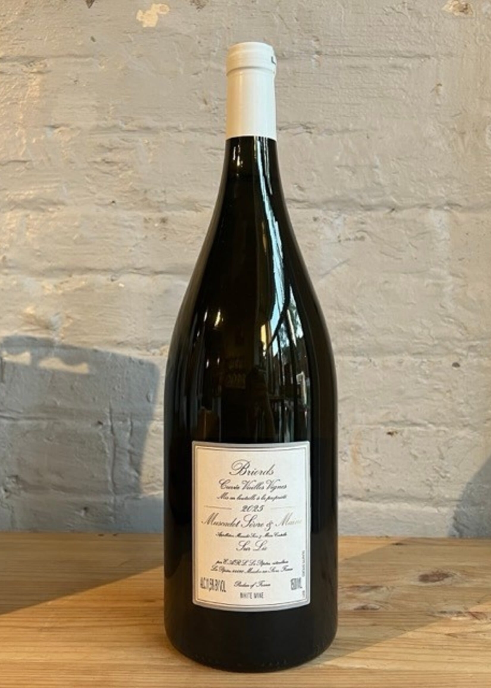 Wine 2025 Pepiere Muscadet Sèvre-et-Maine Sur Lie Briords Cuvée Vieilles Vignes  - Sevre-et-Maine, Loire, France (1.5Ltr)