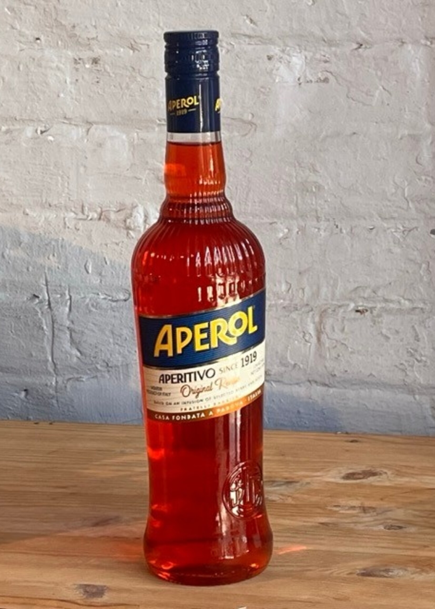 Aperol Aperitivo Liqueur - Puglia, Italy (750ml)