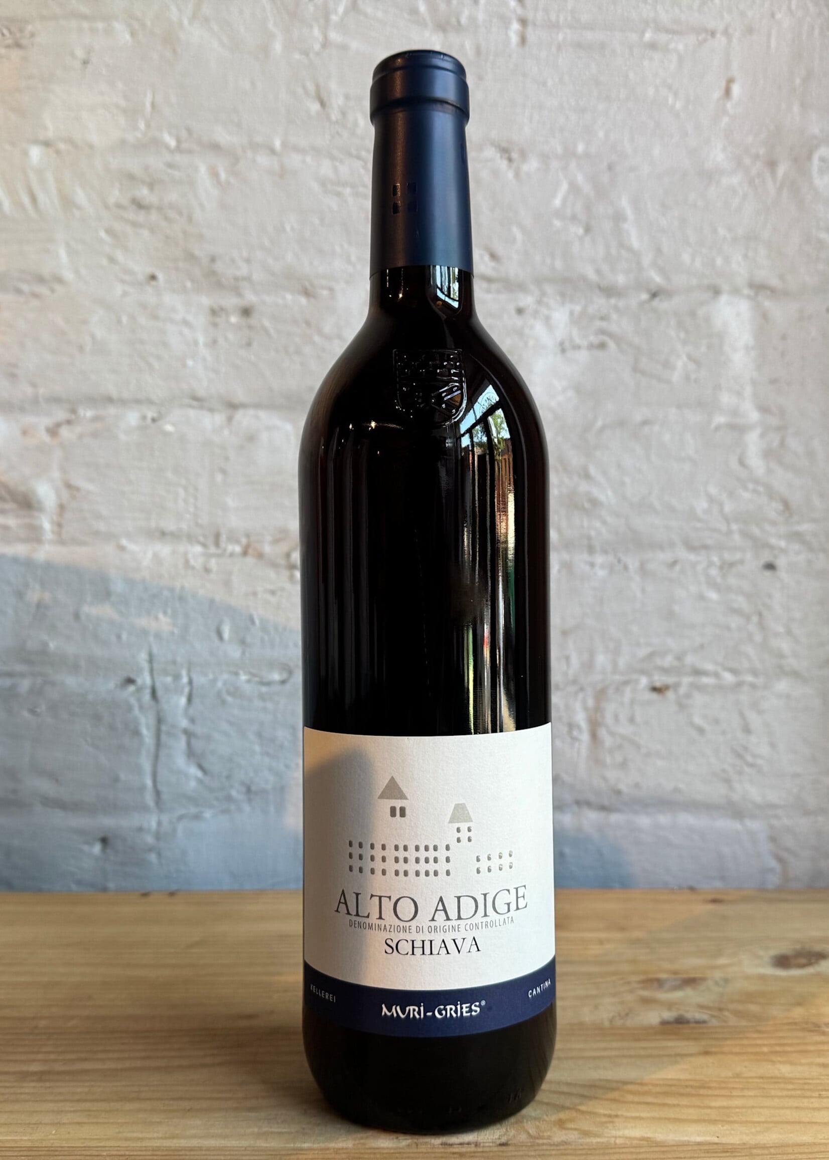 Wine 2024 Muri Gries Schiava - Südtirol, Alto Adige, Italy (750ml)