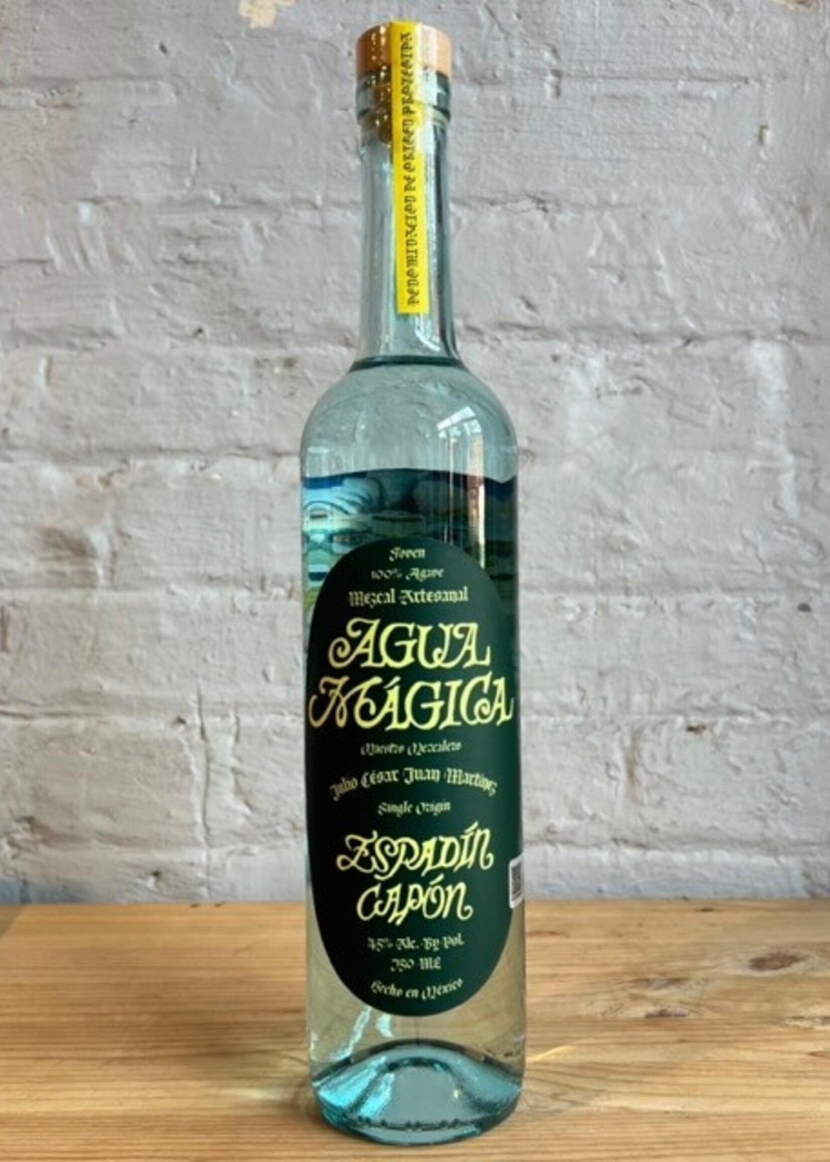 Agua Mágica Espadin Capon Mezcal Artesanal - San Juan del Rio, Oaxaca, Mexico (750ml)