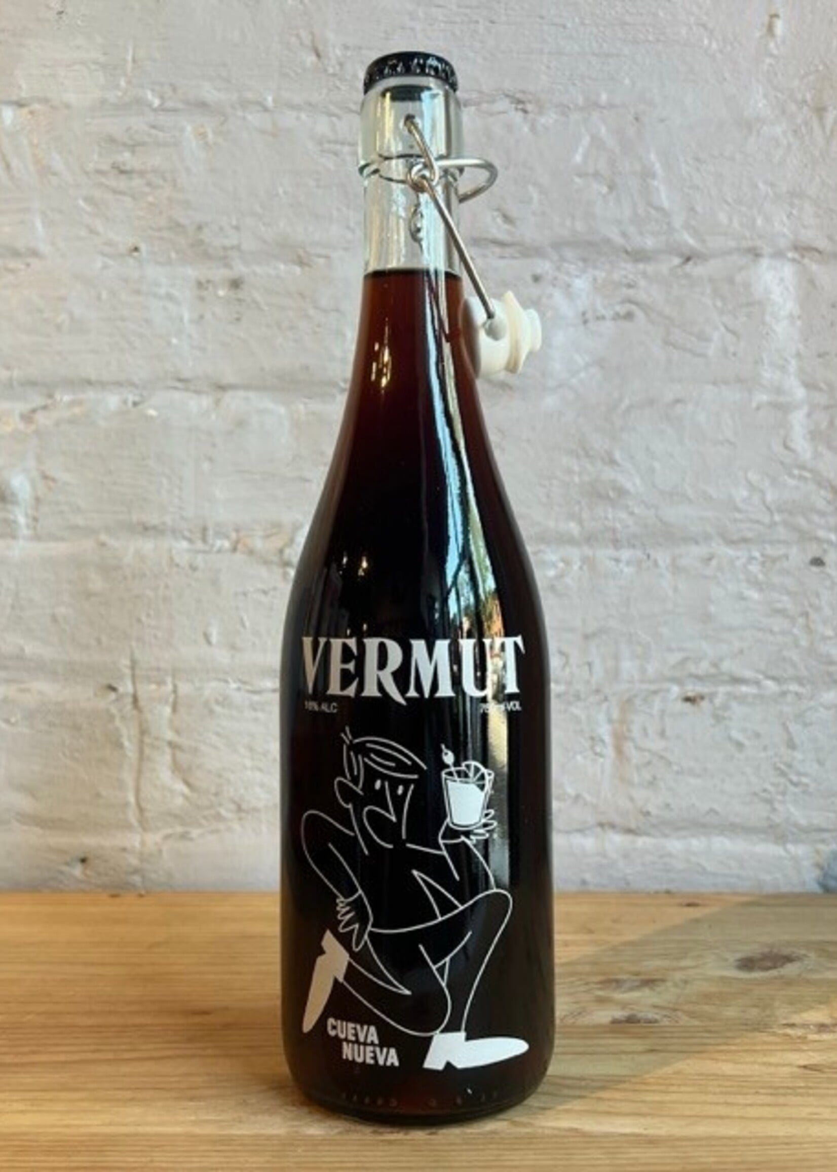 Cueva Nueva Vermut de Reus - Tarragona, Catalonia, Spain (750ml)