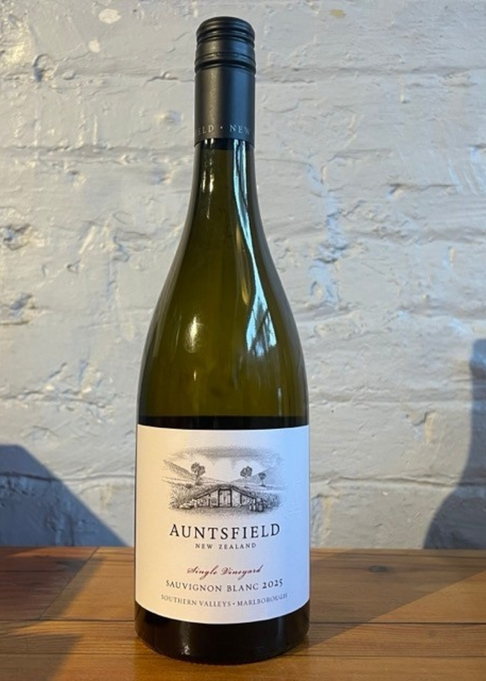 Wine 2025 Auntsfield Estate Sauvignon Blanc - Marlborough, New Zealand (750ml)