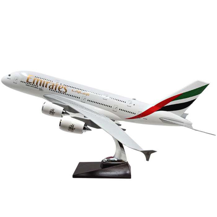 Model Airplane - Emirates