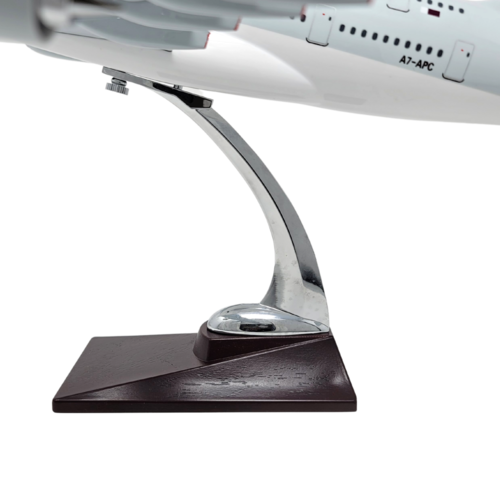 Model Airplane - Qatar Airways