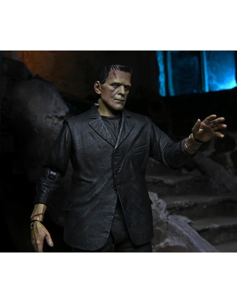 Universal Monsters Ultimate Frankenstein Full Color 7-Inch Scale Action Figure