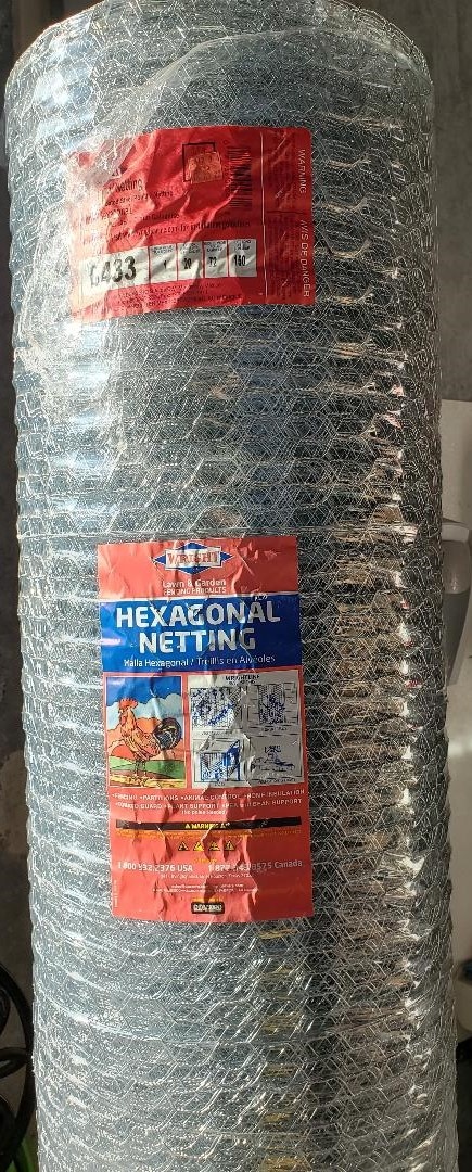 Poultry Netting Wire, 20 Ga., (1 Mesh Opening), 6' x 150' - TXDOT