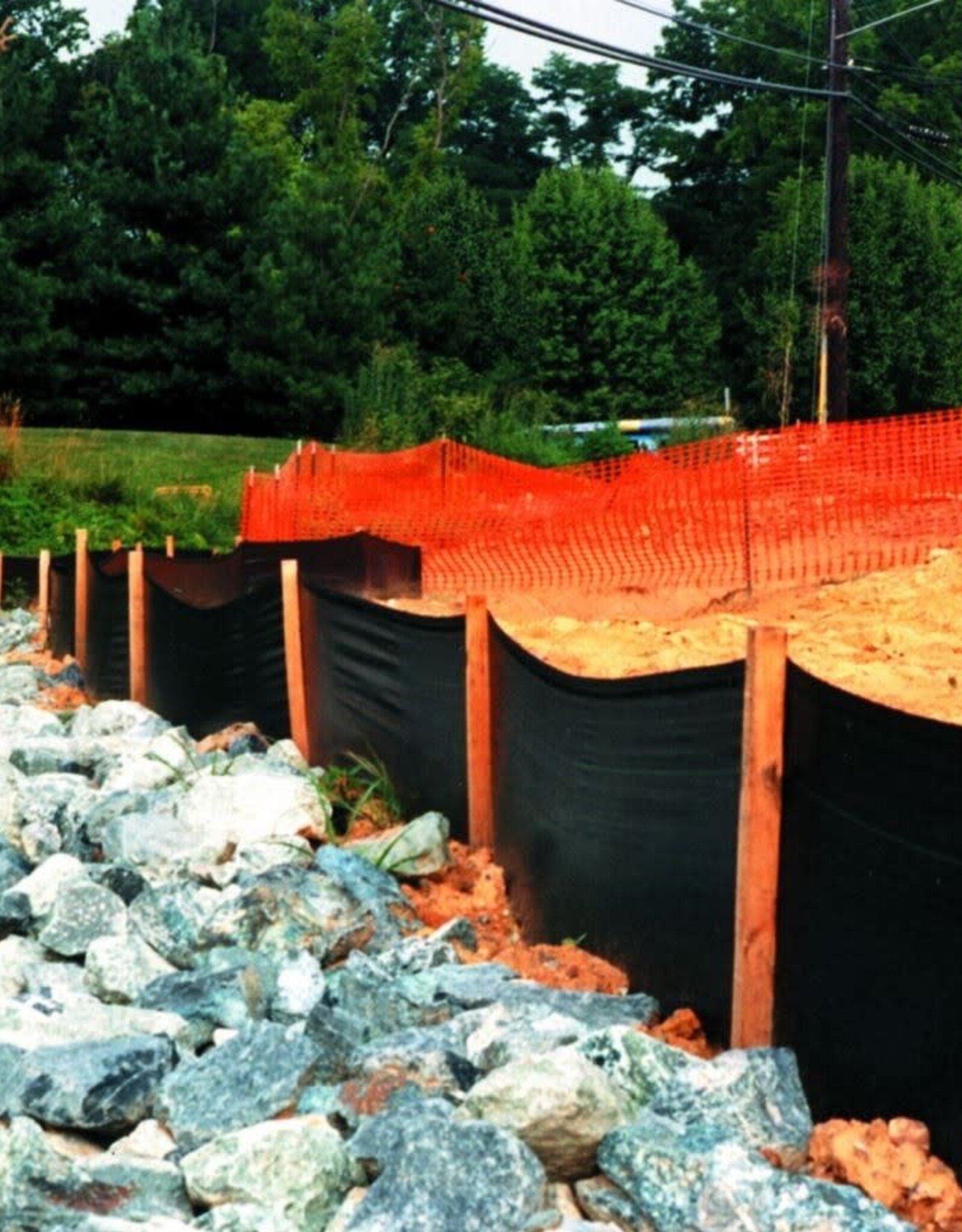 Silt Fence, 100 Gram w/ (17)  4' x 1.50" pre-attached wood stakes