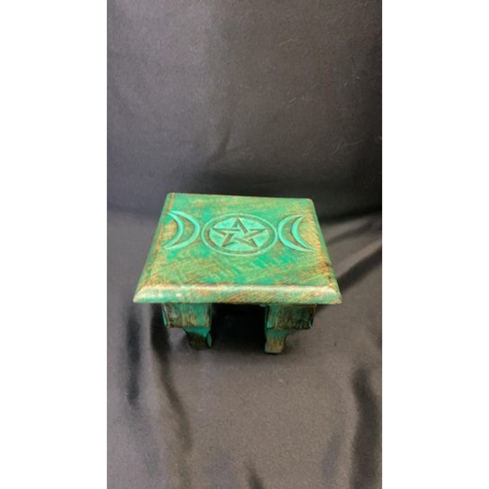 Mini table d'autel verte avec pentacle et triple lunes 6" X 6"