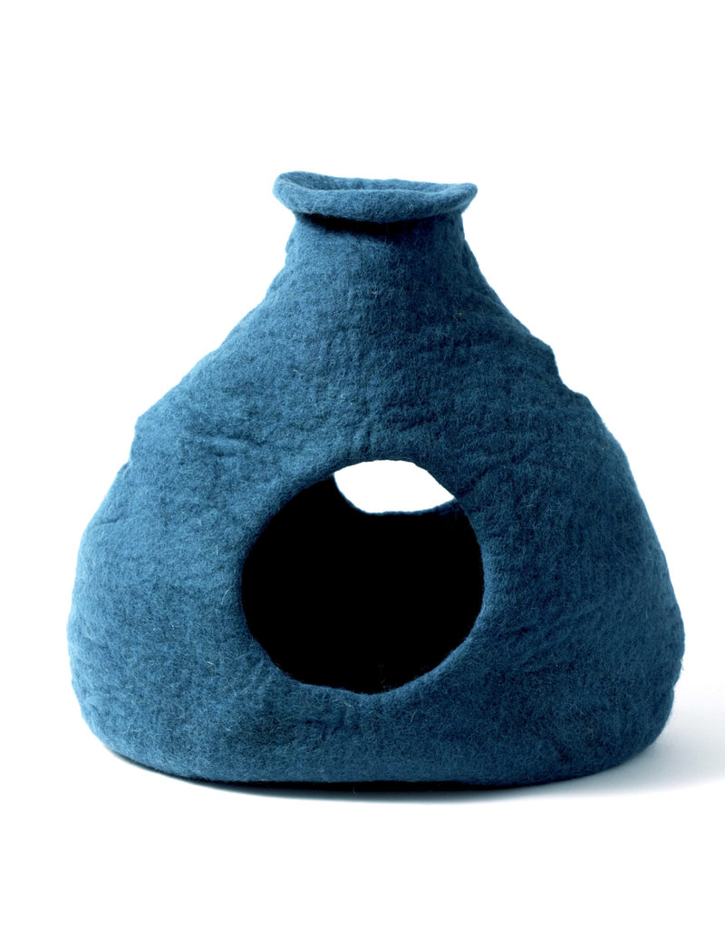 Karma Cat Distinctly Himalayan Karma Cat Felted Cat Cave